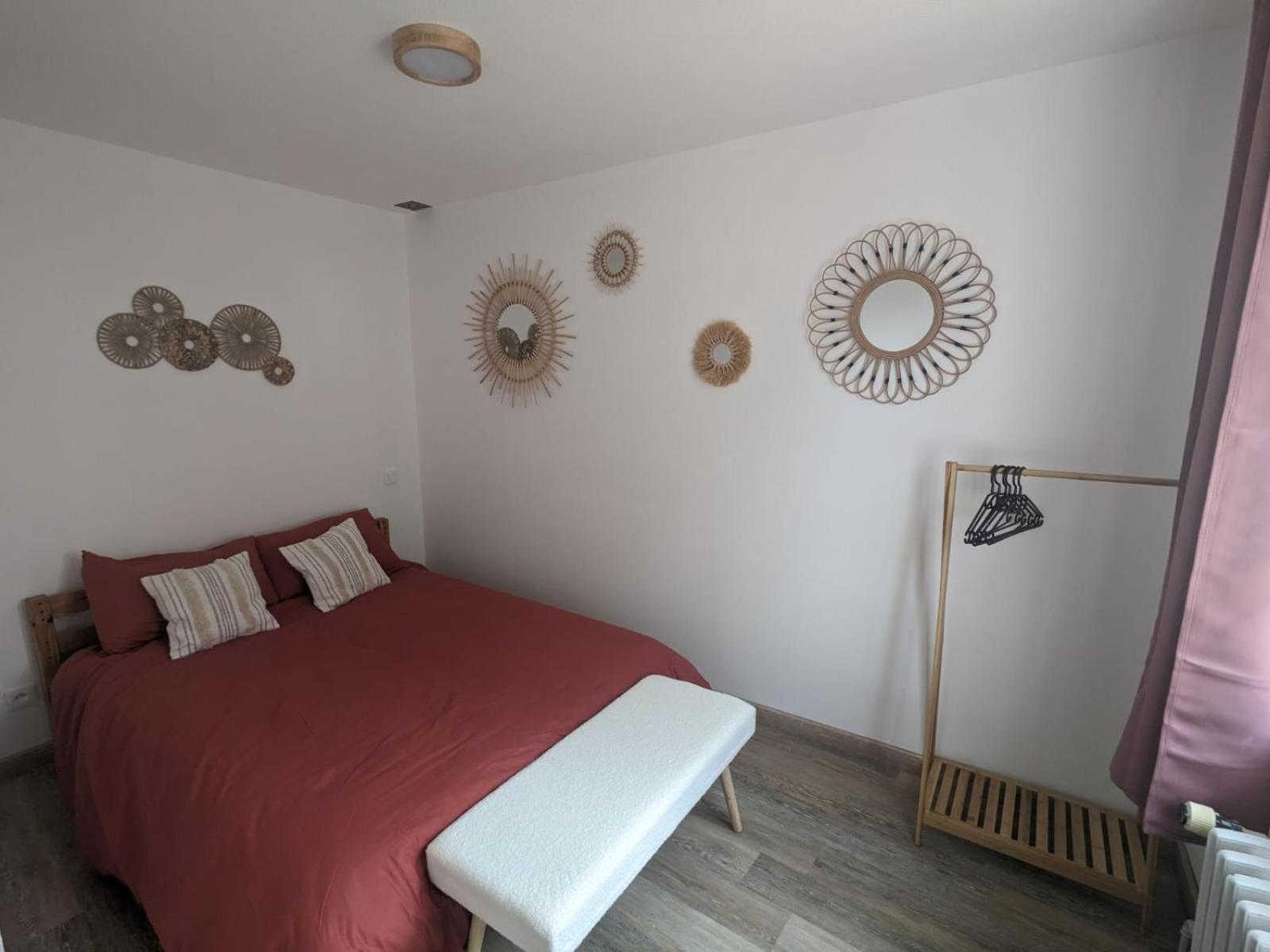 Marmoza - Maison Plein Coeur De Village Saint-Geniez-dʼOlt Εξωτερικό φωτογραφία